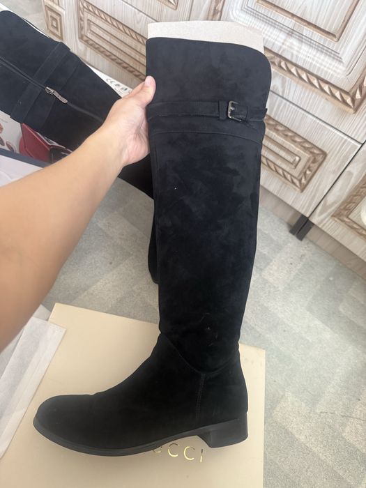 Продам  зимние ботфорты