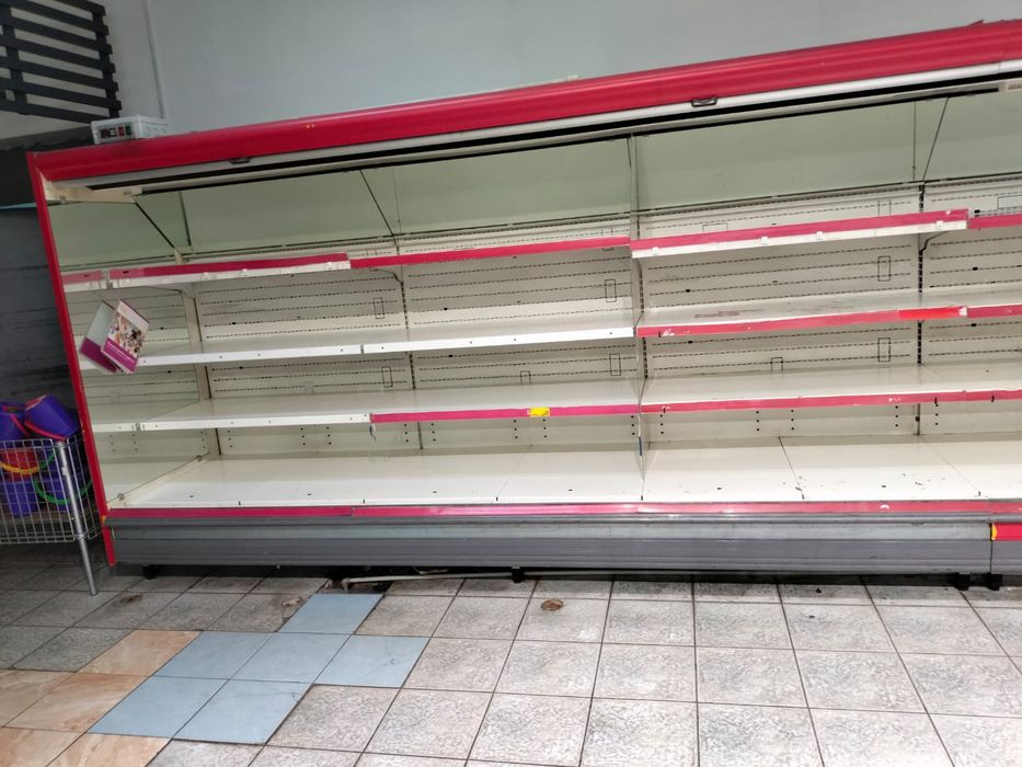 Витрина Горка Пристенная