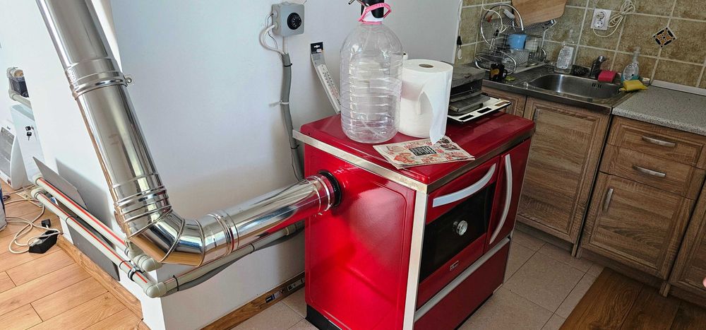 Продава се Къща в с. Ковачевци, Област Перник - 120 кв.м за 800 €/кв.м - Снимка #11