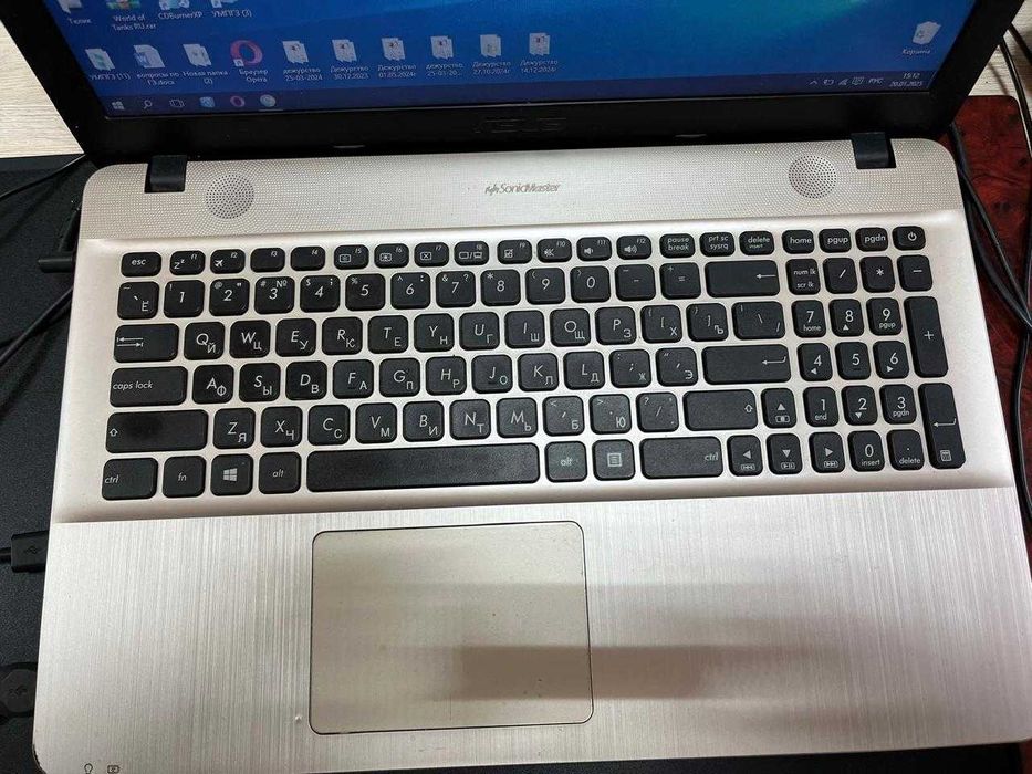 Продам ноутбук ASUS