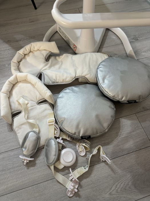 scaun de masa  copii Mina moon silver