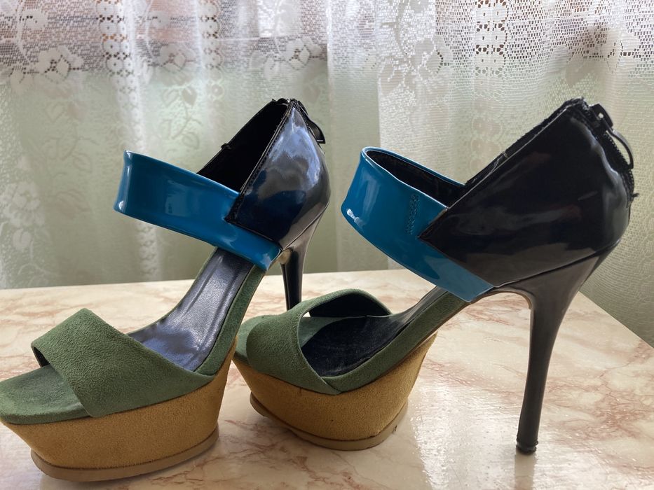 Дамски обувки