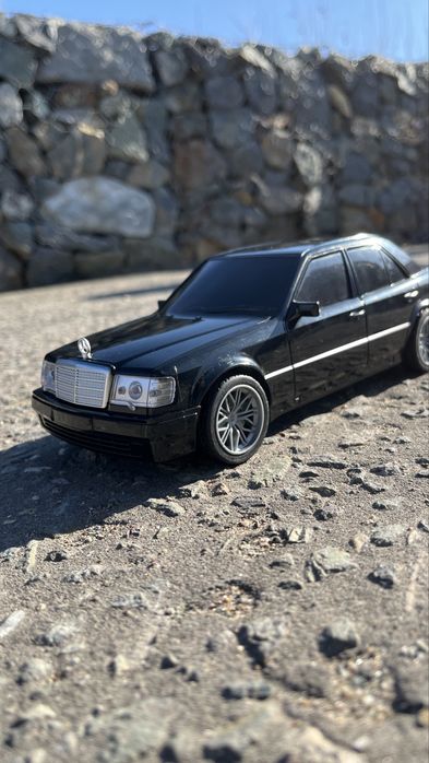 Мерс 124 на радиоуправлении