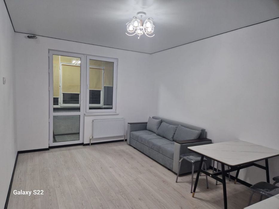 Квартира на долгий срок сдаем