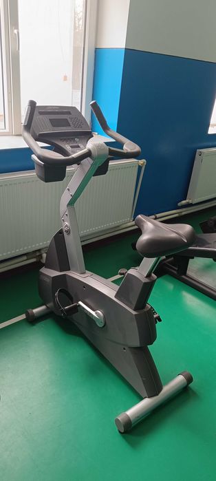 Lichidare Sală Fitness – Echipamente Profesionale (Life Fitness,Toorx)