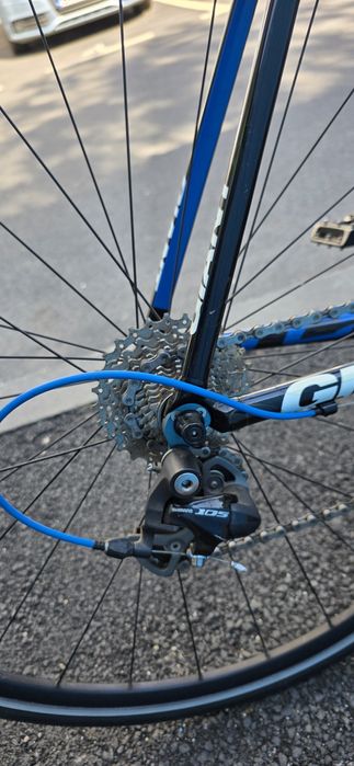 Curierat (Bicicleta) GIANT - TCR