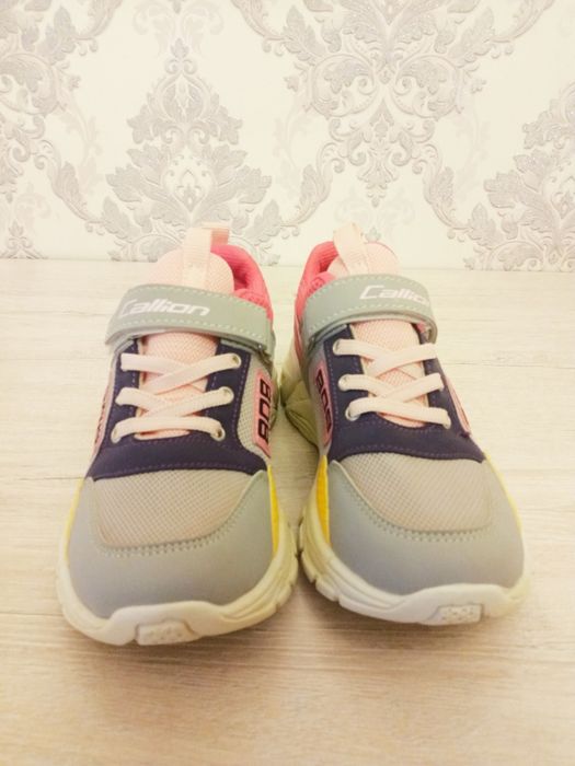 Qizlar uchun krasovka