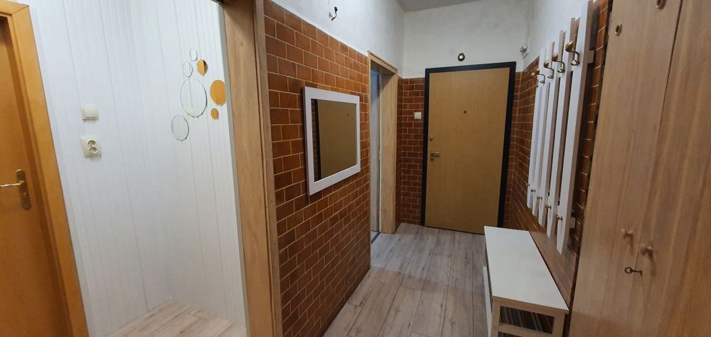 Дава се под наем Двустаен апартамент в София, Изток - 68 кв.м за 650 € - Снимка #1