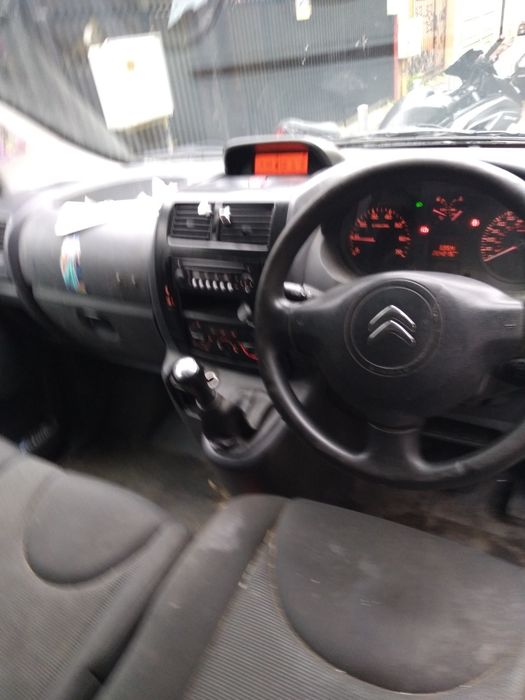 Dezmembrez Citroen Dispatch 2015,1.6hdi,90hp.volan dreapta