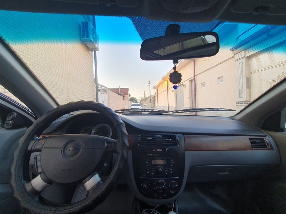 Gentra , oq , 2015 .