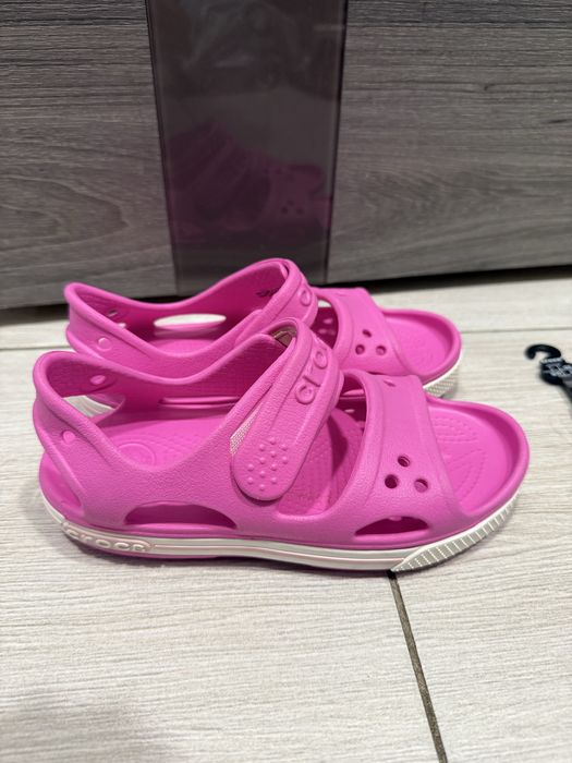 Новые сандали кроксы crocs