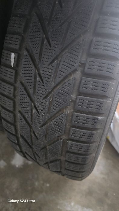 Jante cu anvelope de iarna 225/55/R16