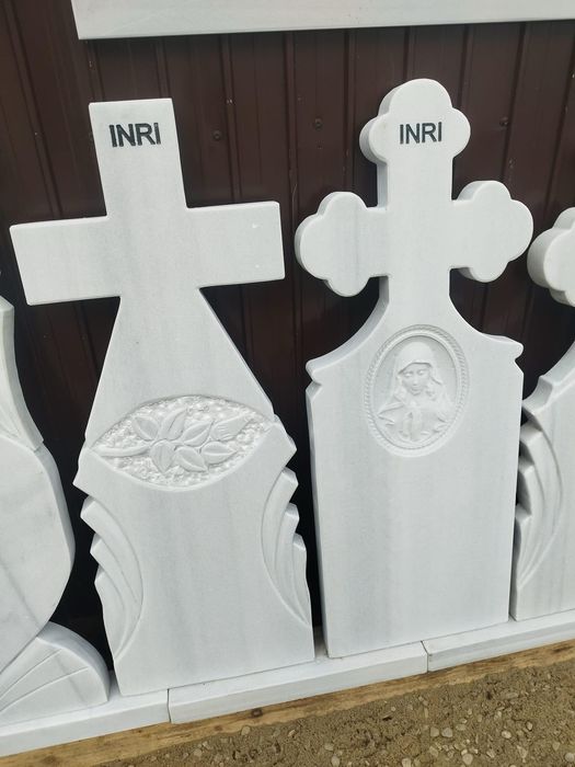 Cruci Marmura/Granit servicii complete