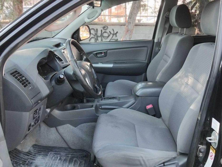 TOYOTA HAILUX Пикап, Джип, Тойота Хайлукс, 3,0 автоматик, навигация !