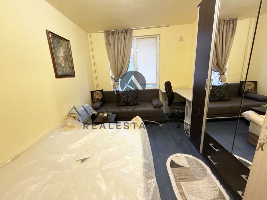 Продава се Двустаен апартамент в Пловдив, Център - 58 кв.м за 1208 €/кв.м - Снимка #2