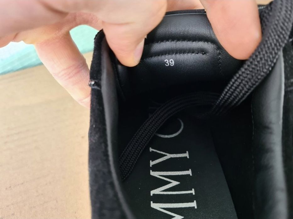 Sneakers dama 4 perechi (Alex McQueen, Jimmy Choo si Skechers)