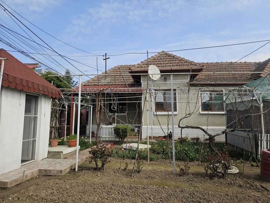 Casa si teren de vanzare TULCEA