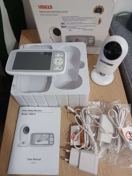 Бебефон с 4 инчов дисплей