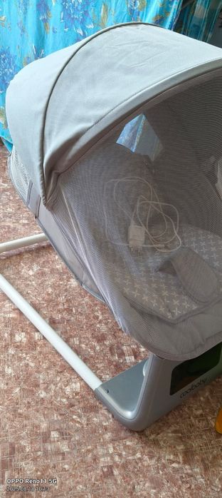 Продам детскую электрокачелю.