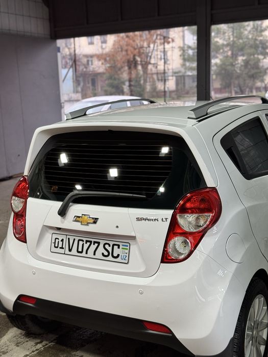 Rent a Car Spark автопрокат Spark Gentra