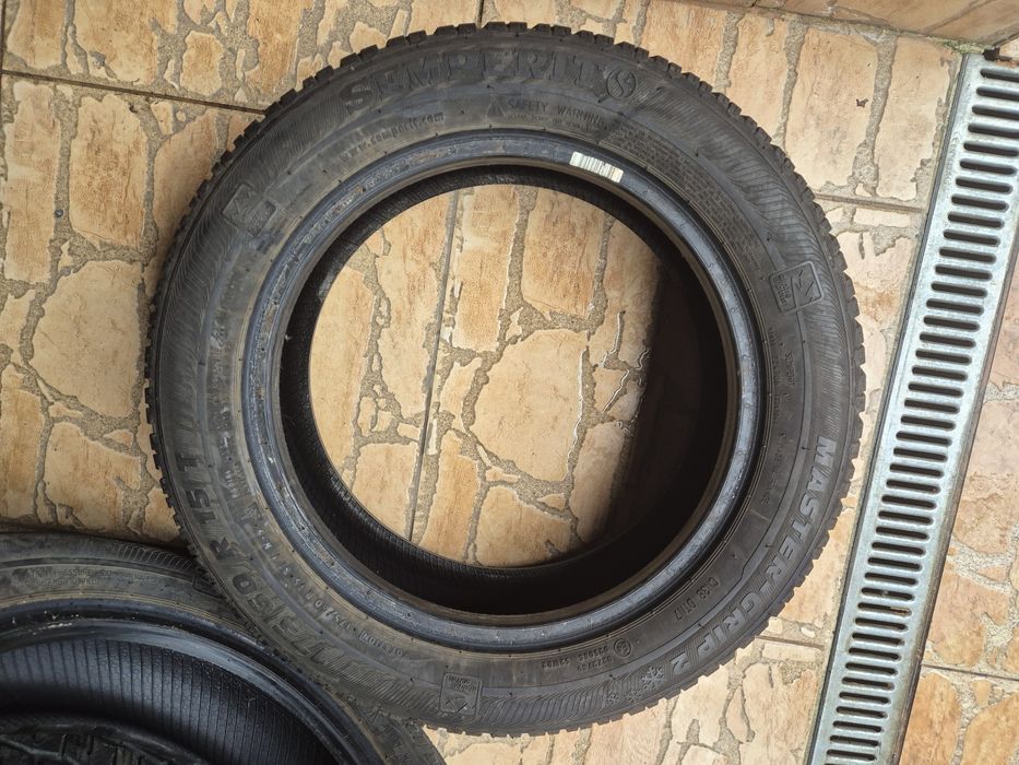 Vând cauciucuri 175/60/15 M+S 2 buc imp Germania//Semperit//