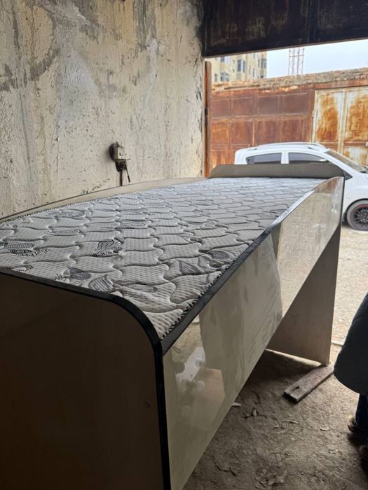 Продаётся 2 яросный кровать