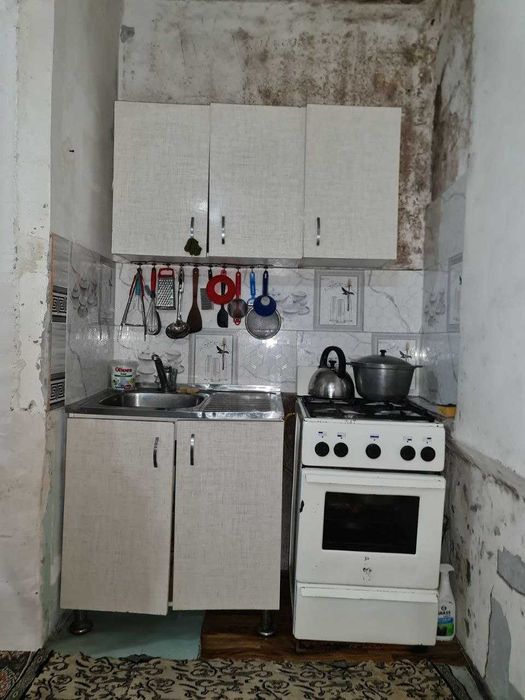 Продаю квартиру Юнусабад 15 М ТУРКИСТОН 3\4\4