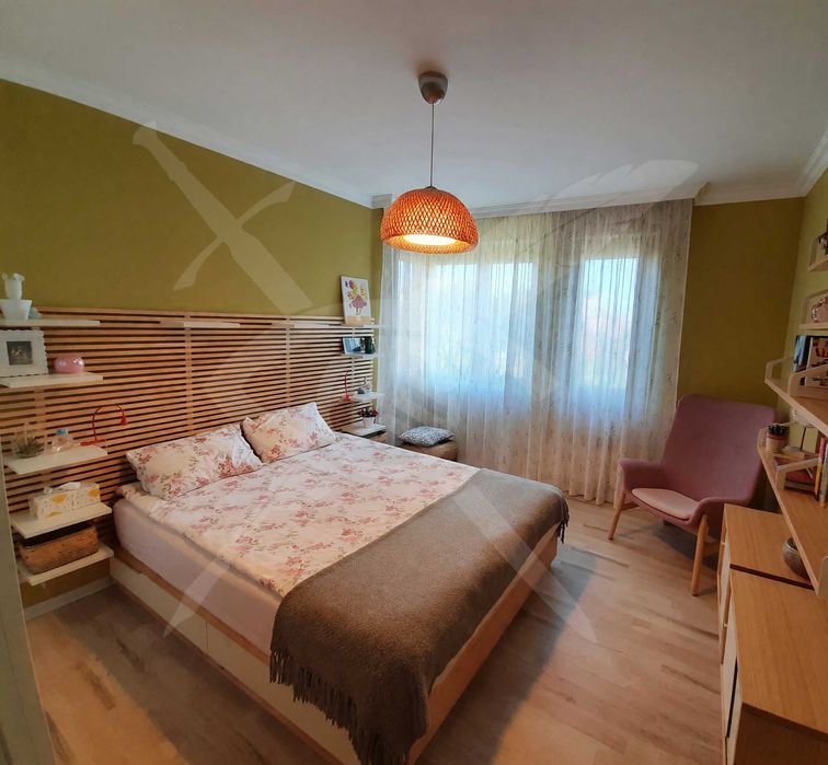 Продава се Тристаен апартамент в Черноморец - 94 кв.м за 2022 €/кв.м - Снимка #4