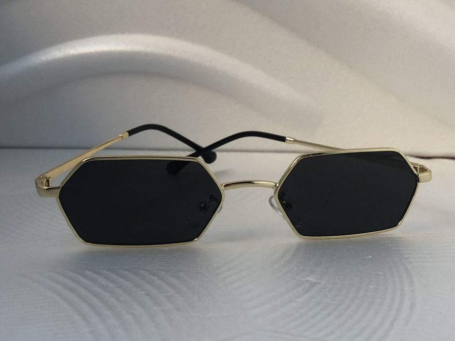 Модерни унисекс слънчеви очила