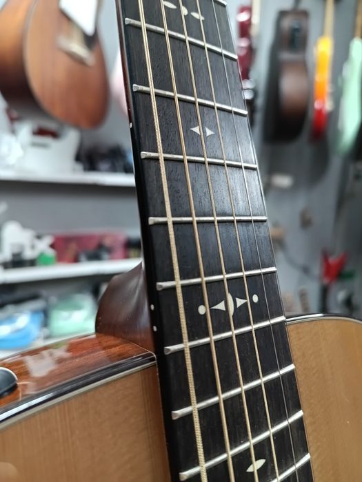 Taylor 512 CE 12-fret акустическая гитара