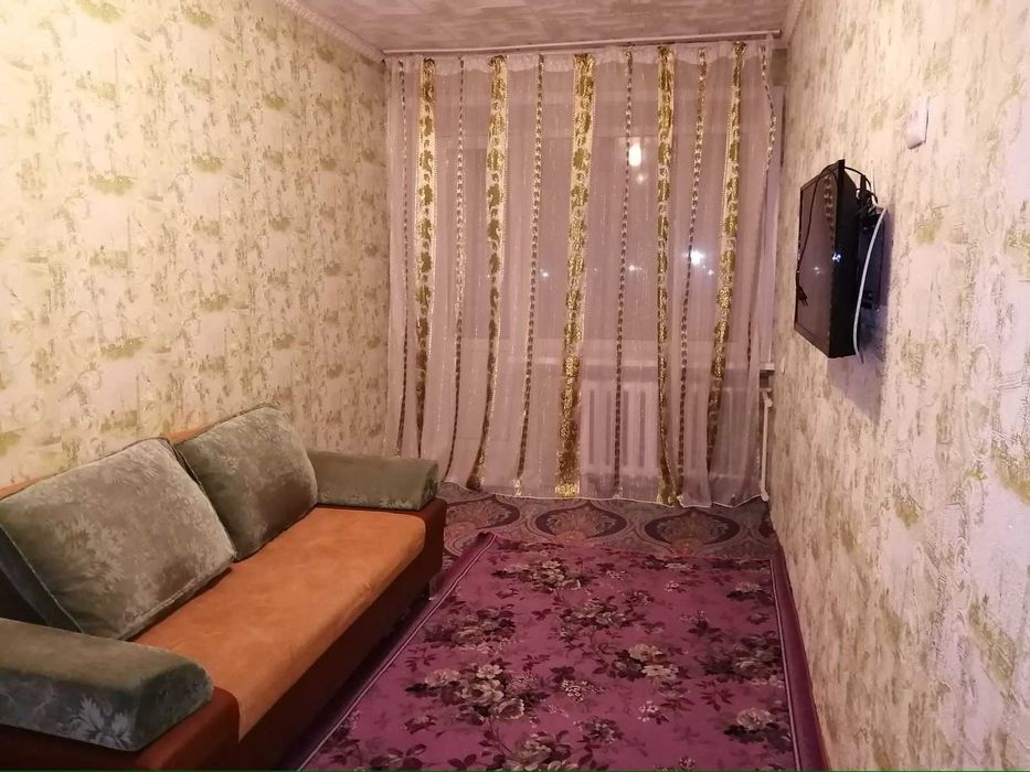 Продам 1-комнатную квартиру малосемейного типа. На против 8 мкр.