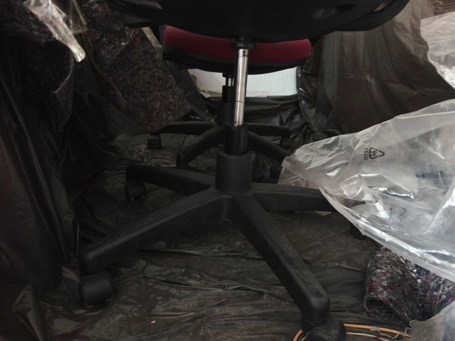 Офис стол с подлакътници