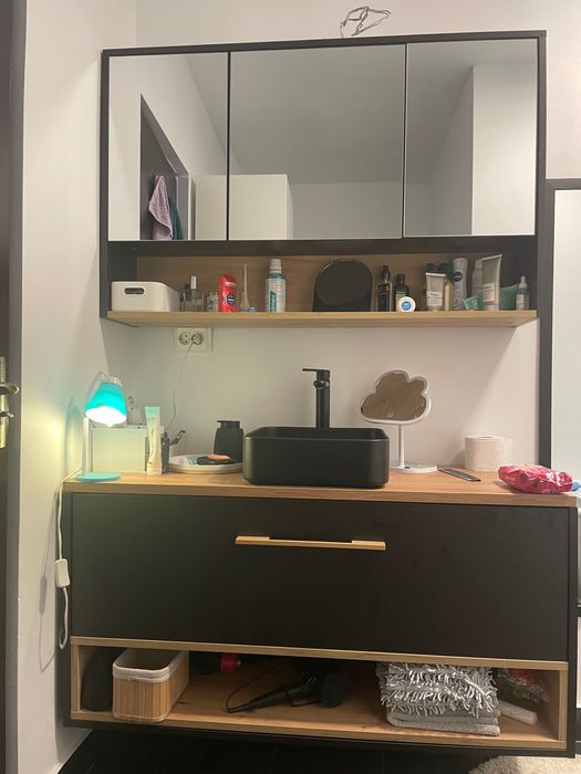 Mobilier baie modern folosit foarte puțin