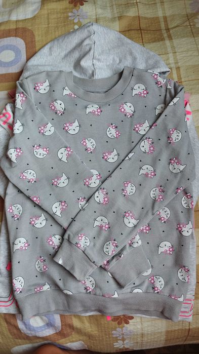 Кофты для девочки 9-10 лет