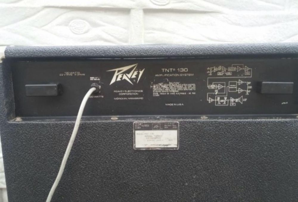 Peavey TNT 130 amplificator chitara bass