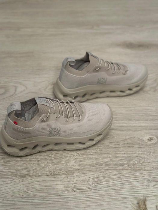 On running loewe кроссовки