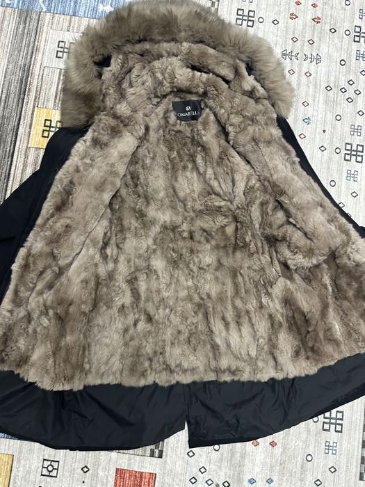 Черная парка с мехом