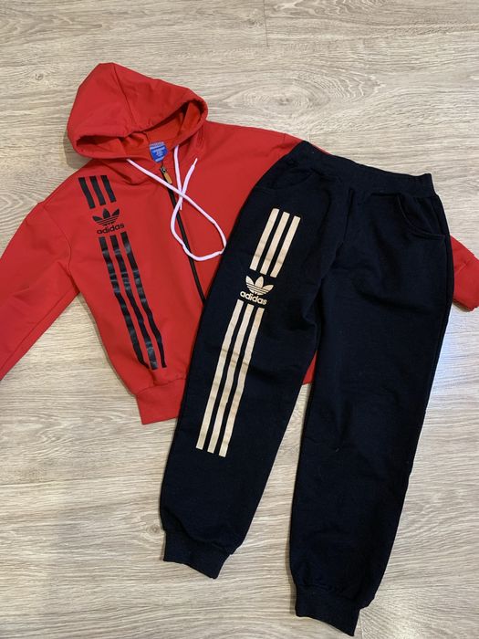 Костюмы  на 6-8 лет