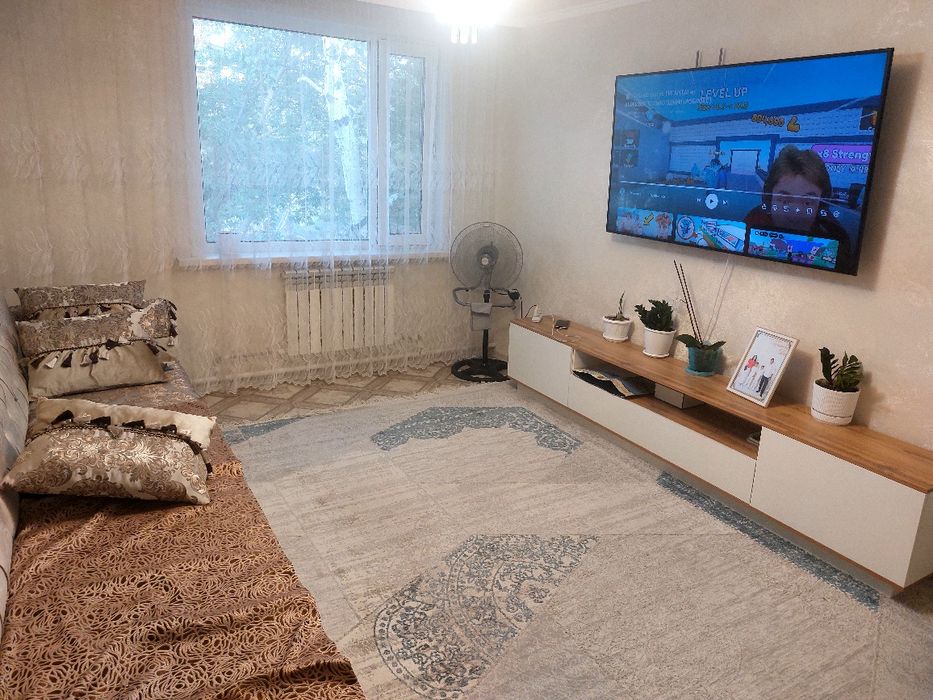 Продам трёхкомнатную квартиру