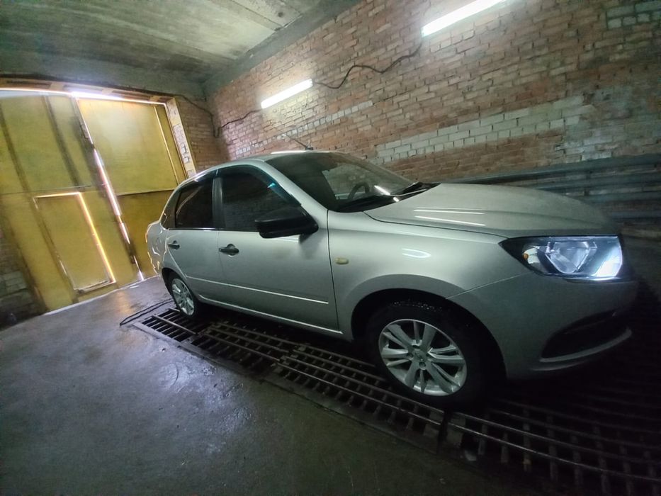 Автомобиль Lada Granta FL 2019