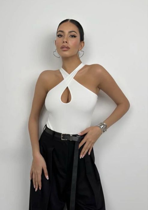 Дамско боди с атрактивен дизайн