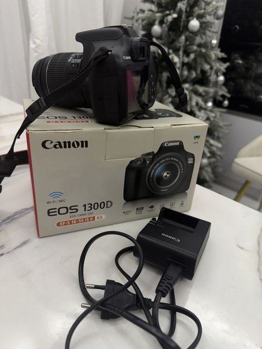 Canon 1300D свой продается