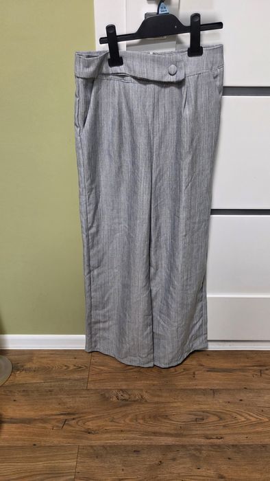 Pantaloni marime S