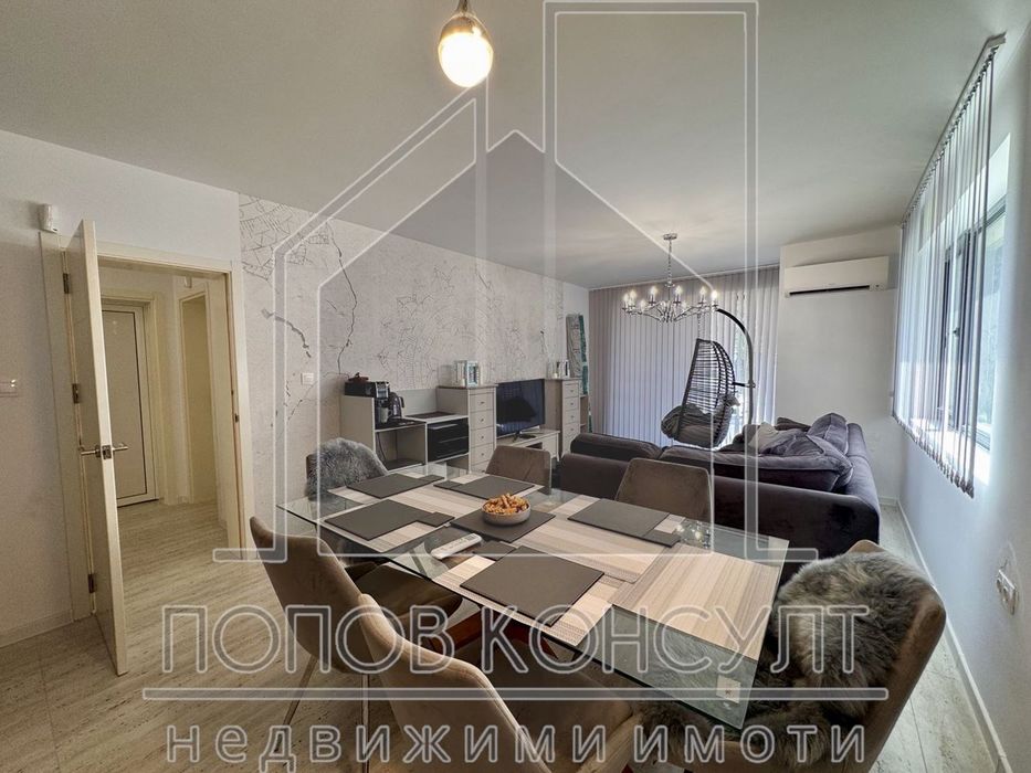 Продава се Двустаен апартамент в Пловдив, Христо Смирненски - 114 кв.м за 1754 €/кв.м - Снимка #2