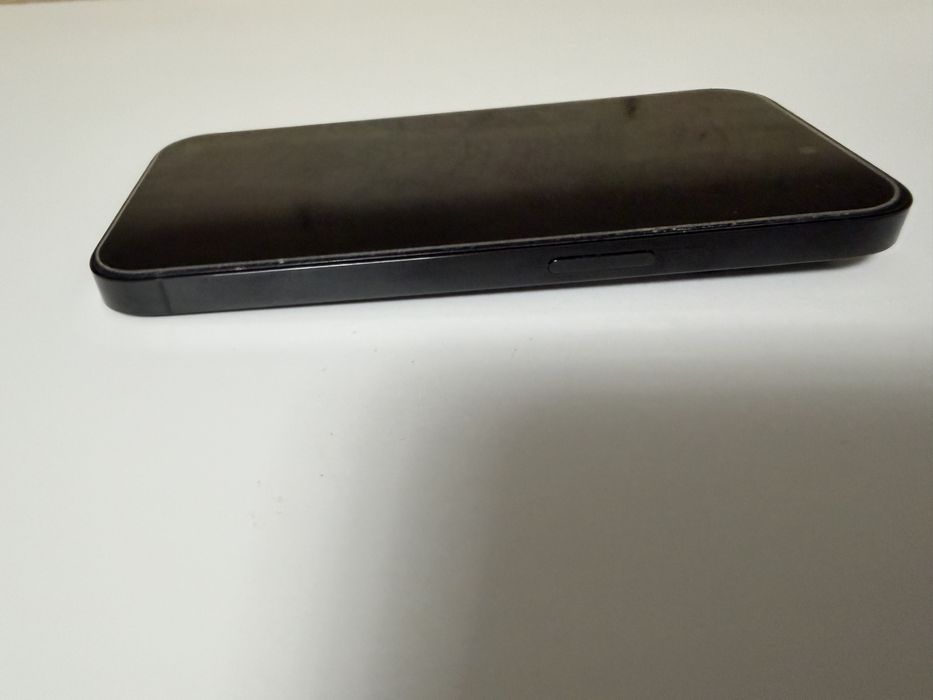 Vand iPhone 14 Pro 128GB  Negru – funcționează perfect