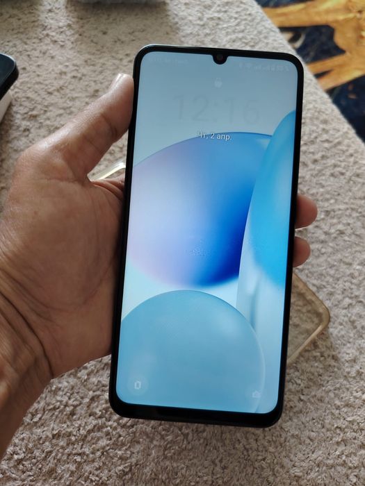 Продается телефон