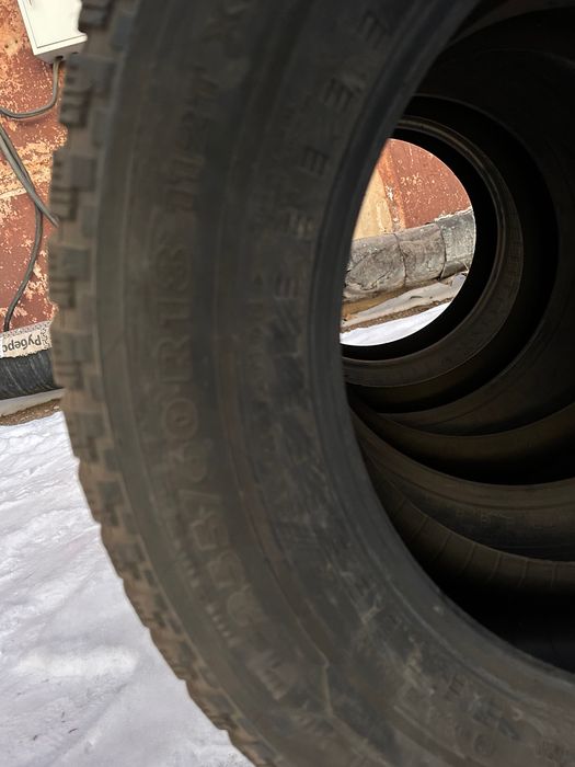 Продам шины R18 зима