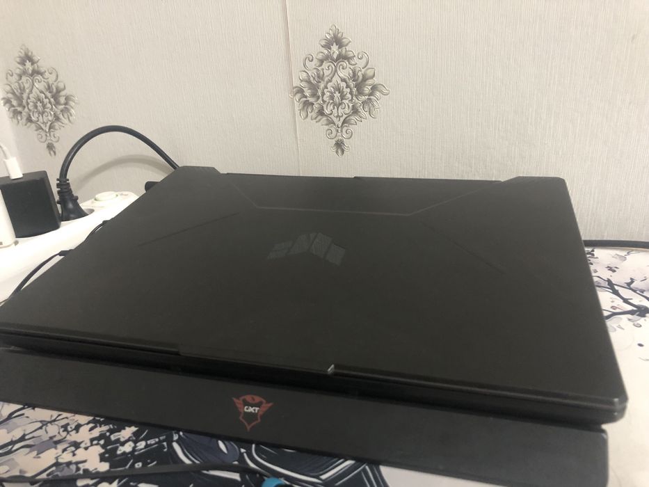 Asus tuf gaming f15 FX506HC