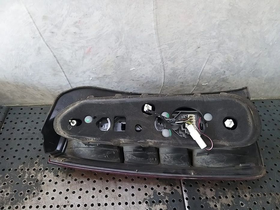 Stop tripla lampa dreapta fiat idea 186 46829508dx