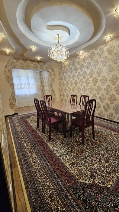 Сдаётся 4×комнатная квартира со всеми удобствами